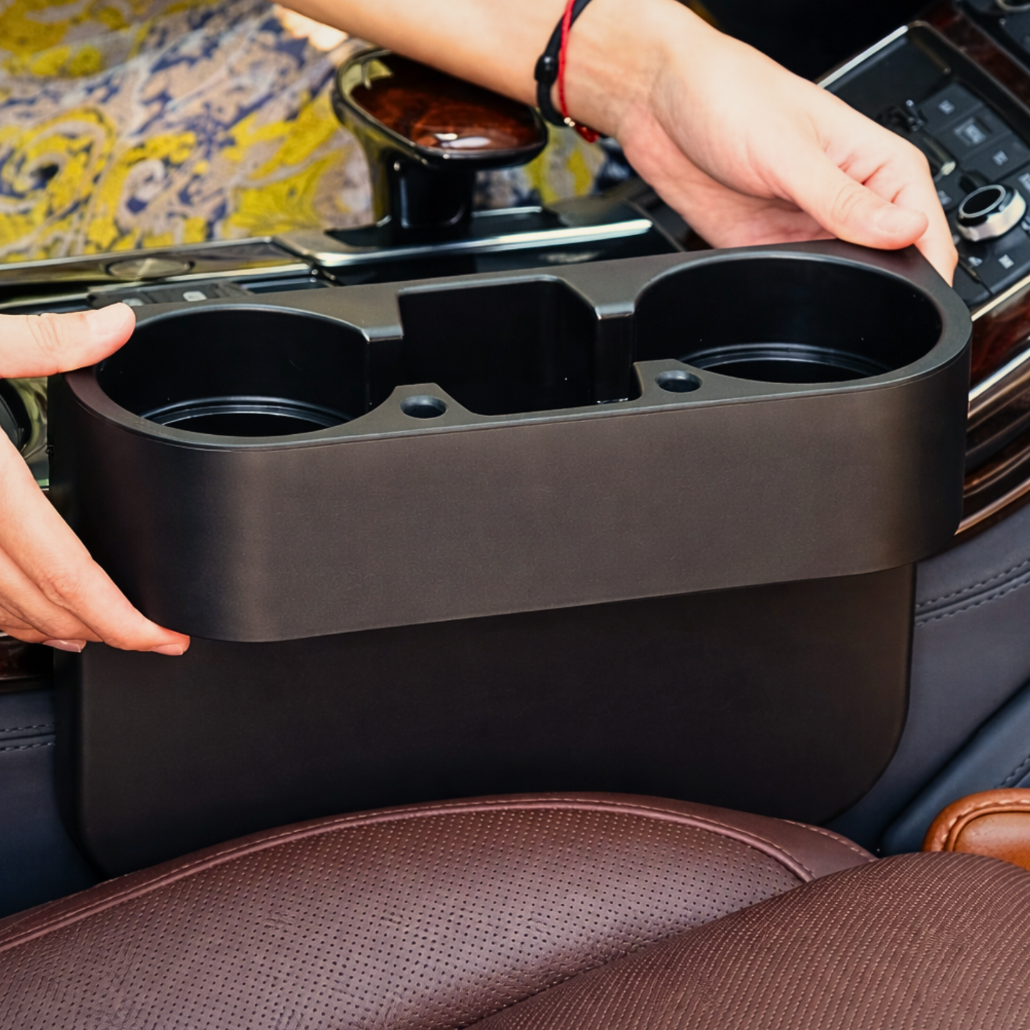 Univerzalni Držać Čaša za auto