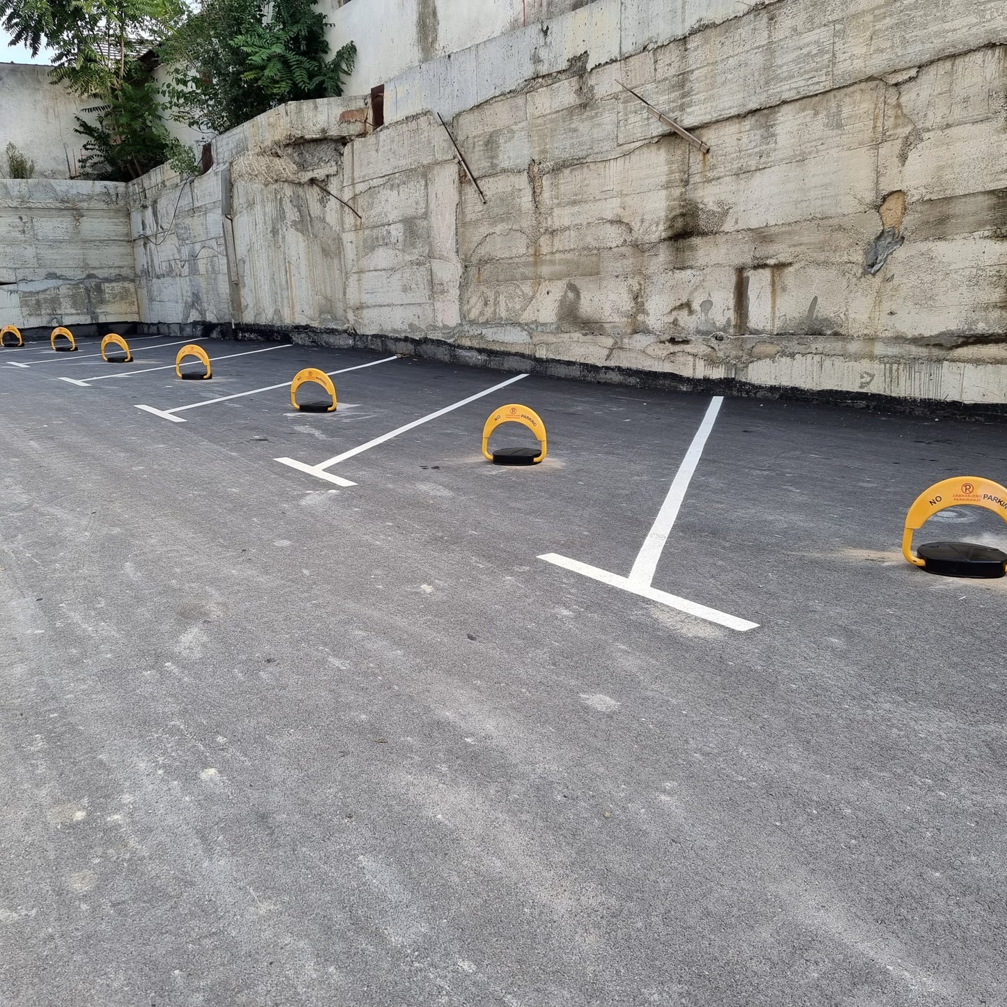 Automatska Parking Barijera sa Daljinskim Upravljačem