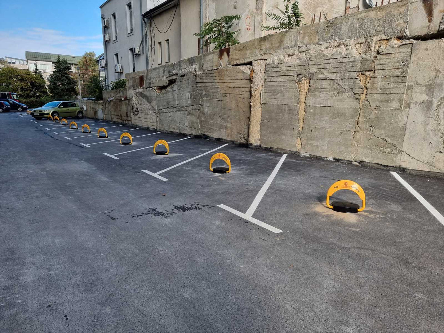 Automatska Parking Barijera sa Daljinskim Upravljačem